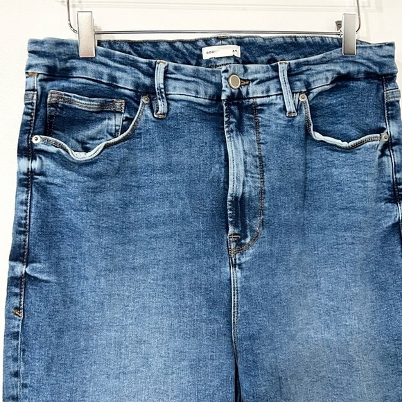 Good American Good Waist Cropped High Rise Jeans in Blue633 18 - Picture 4 of 8